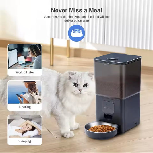 Automatic pet food dispenser